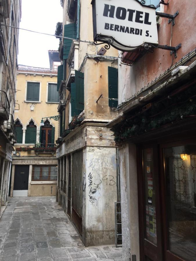 Casa Romana Veneza Exterior foto
