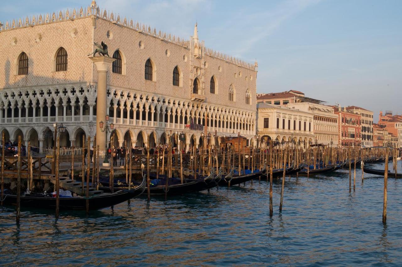 Casa Romana Veneza Exterior foto